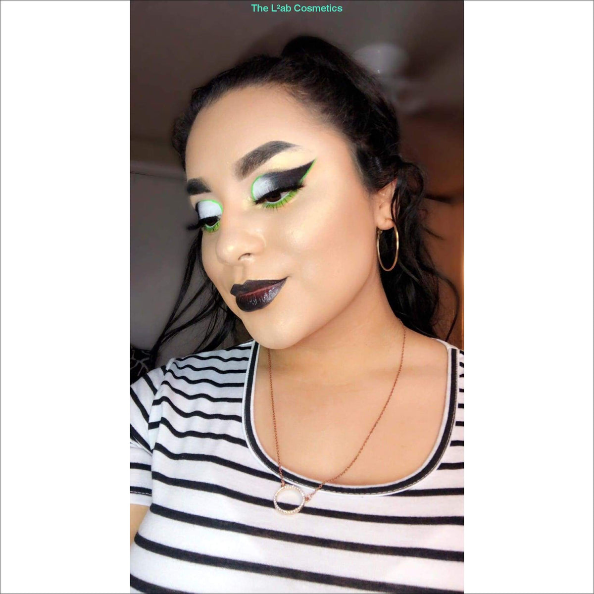 AU 79 highlighter - The-Lab-Cosmetics